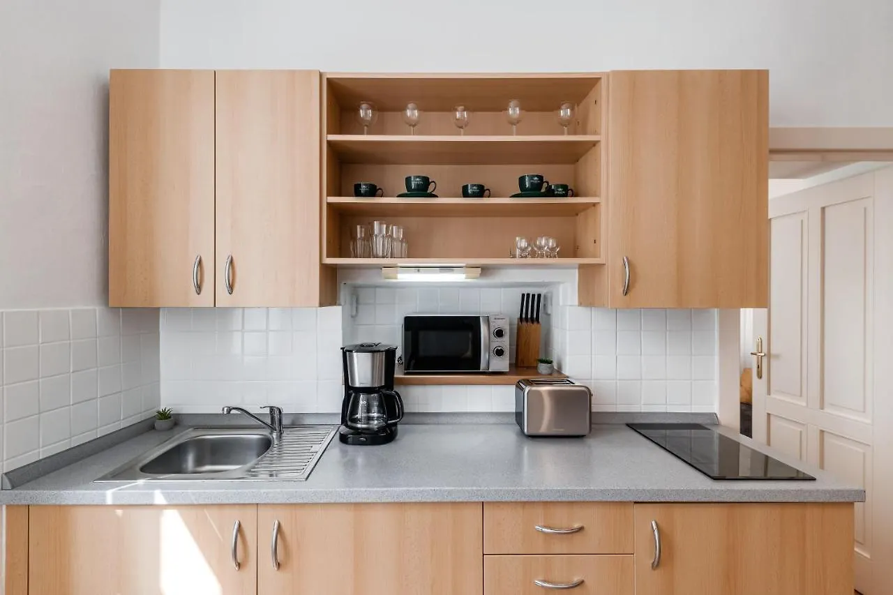 شقة فندقية براغ King'S Road Residence