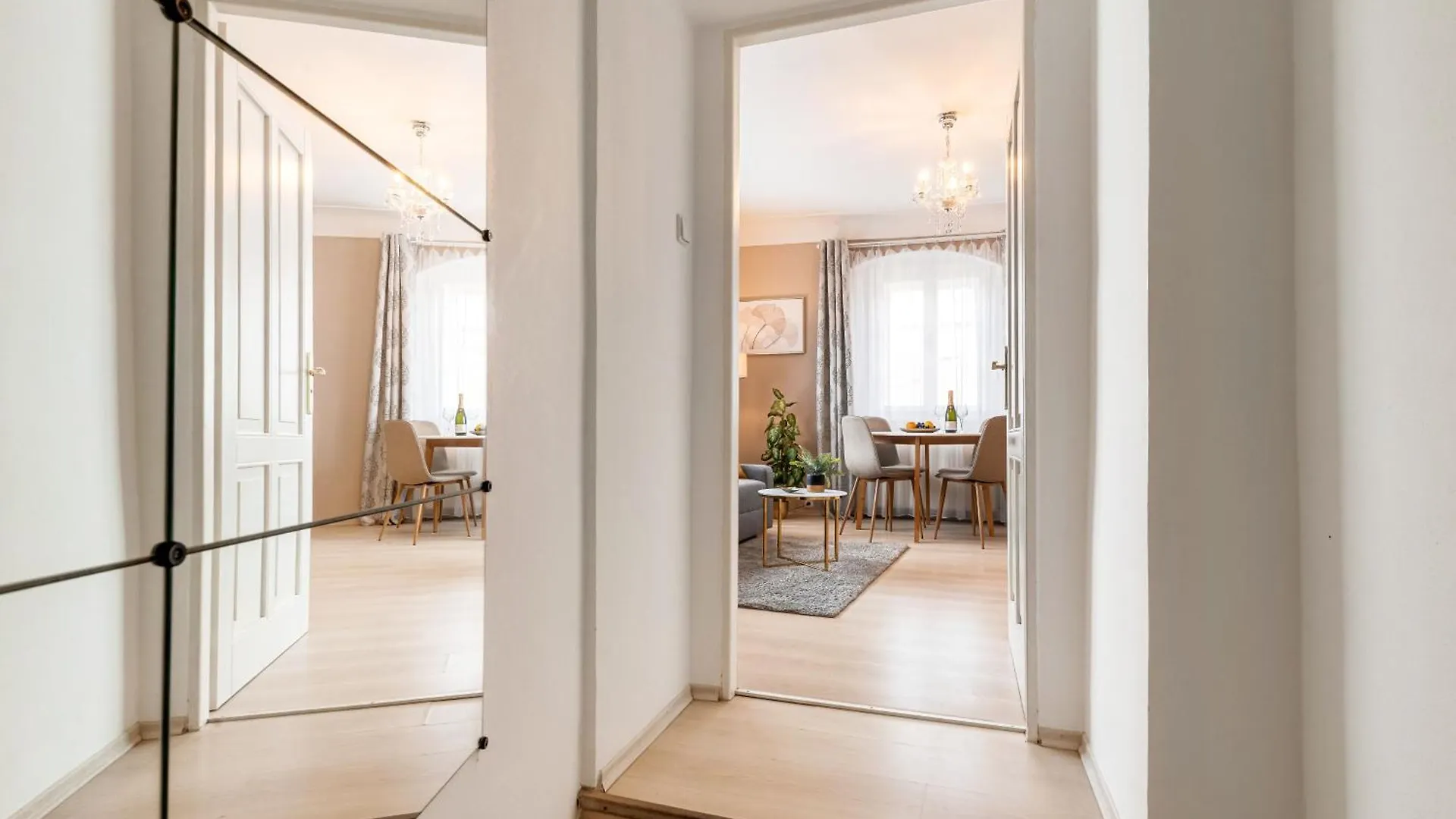براغ King'S Road Residence 0*,
